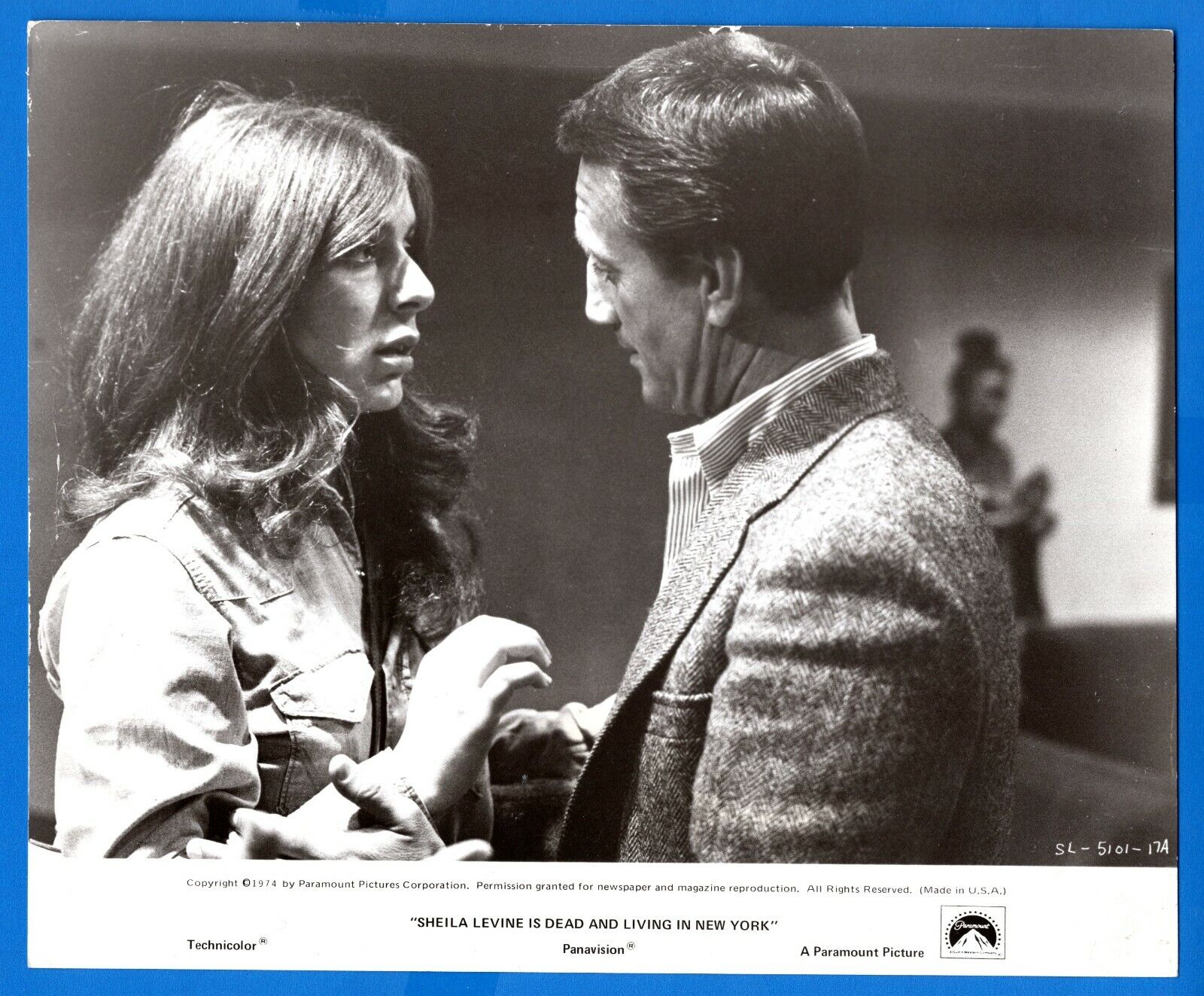 ROY SCHEIDER JEANNIE BERLIN Vintage 8x10 Promo Press News Photo Poster painting 1975