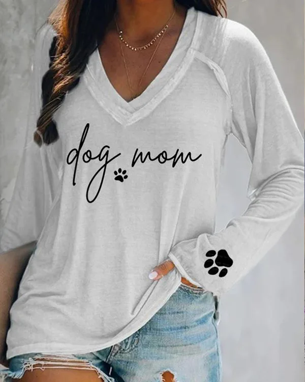 Women's DOG MOM Print V-Neck T-Shirt