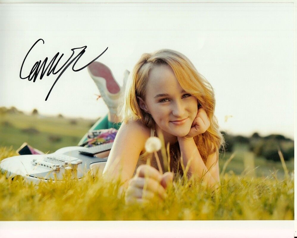 CAMRYN MAGNESS hand-signed VERY SEXY LYING IN GRASS 8x10 uacc rd coa IN-PERSON