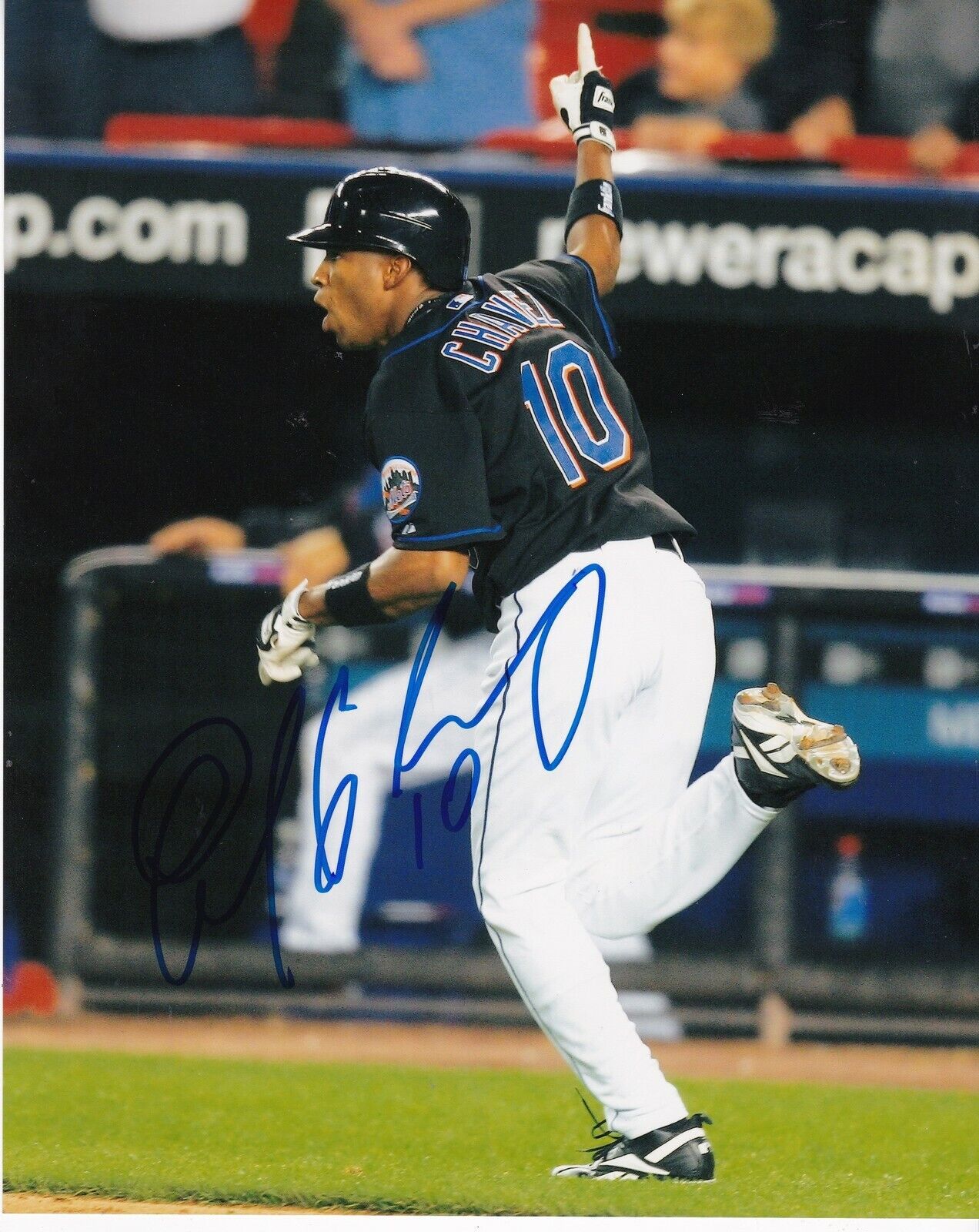 ENDY CHAVEZ NEW YORK METS ACTION SIGNED 8x10