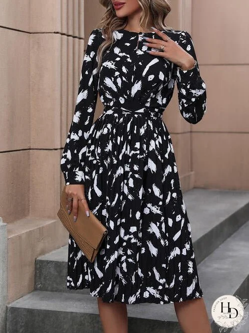 Printed Tie Back Long Sleeve Dress