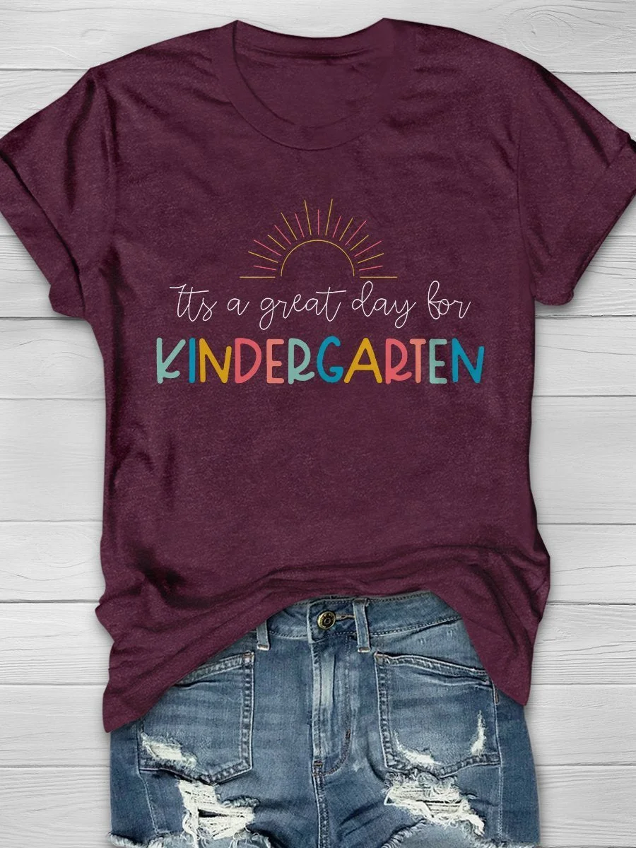 Kindergarten Teacher Print Short Sleeve T-shirt