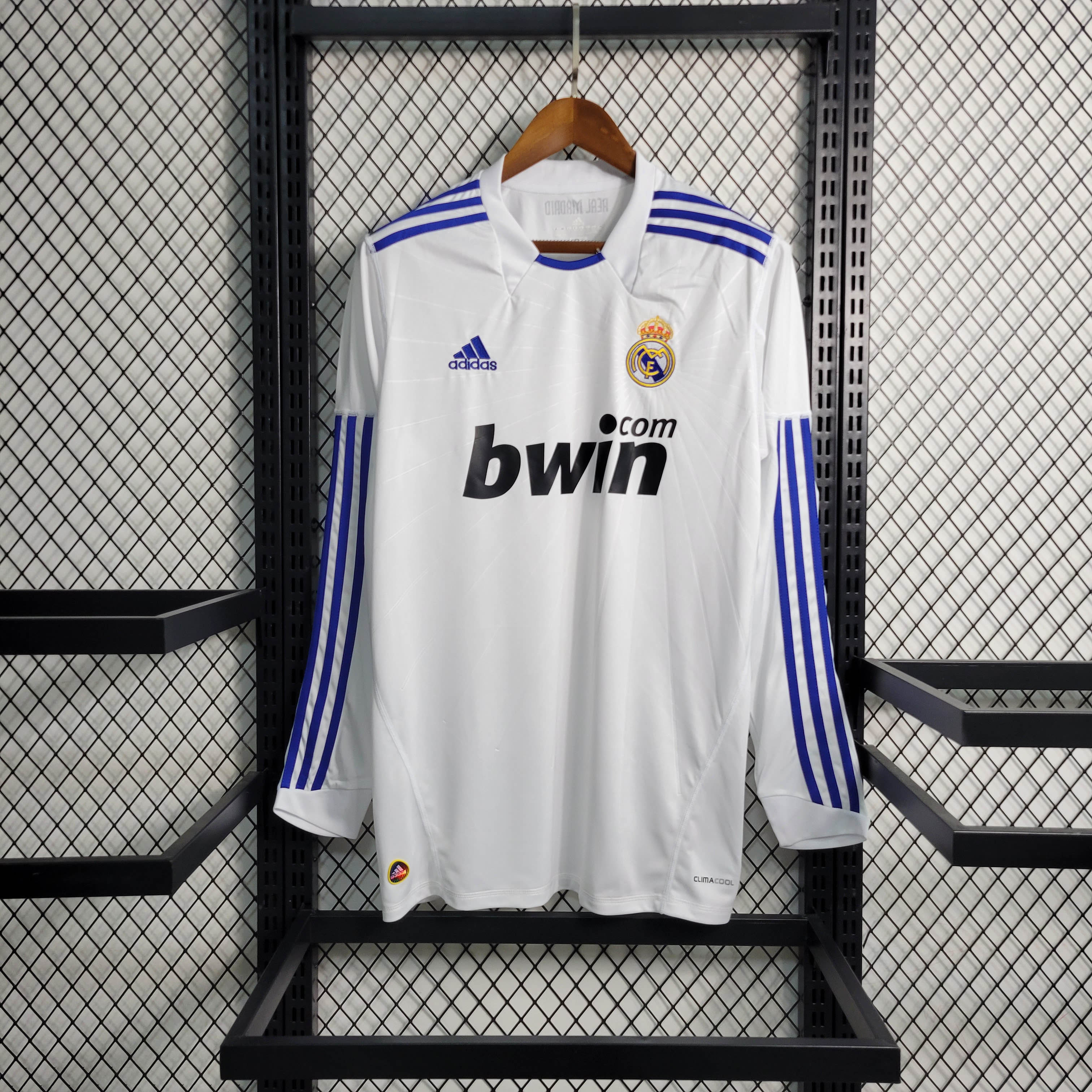 2010/11-H-RMA-RET-LS-FAN-A06623