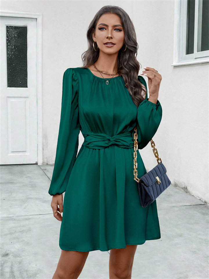 Fall and Winter New Fresh Sweet Women's Hot Round Neck Shrink Pleated Long-sleeved Dresses