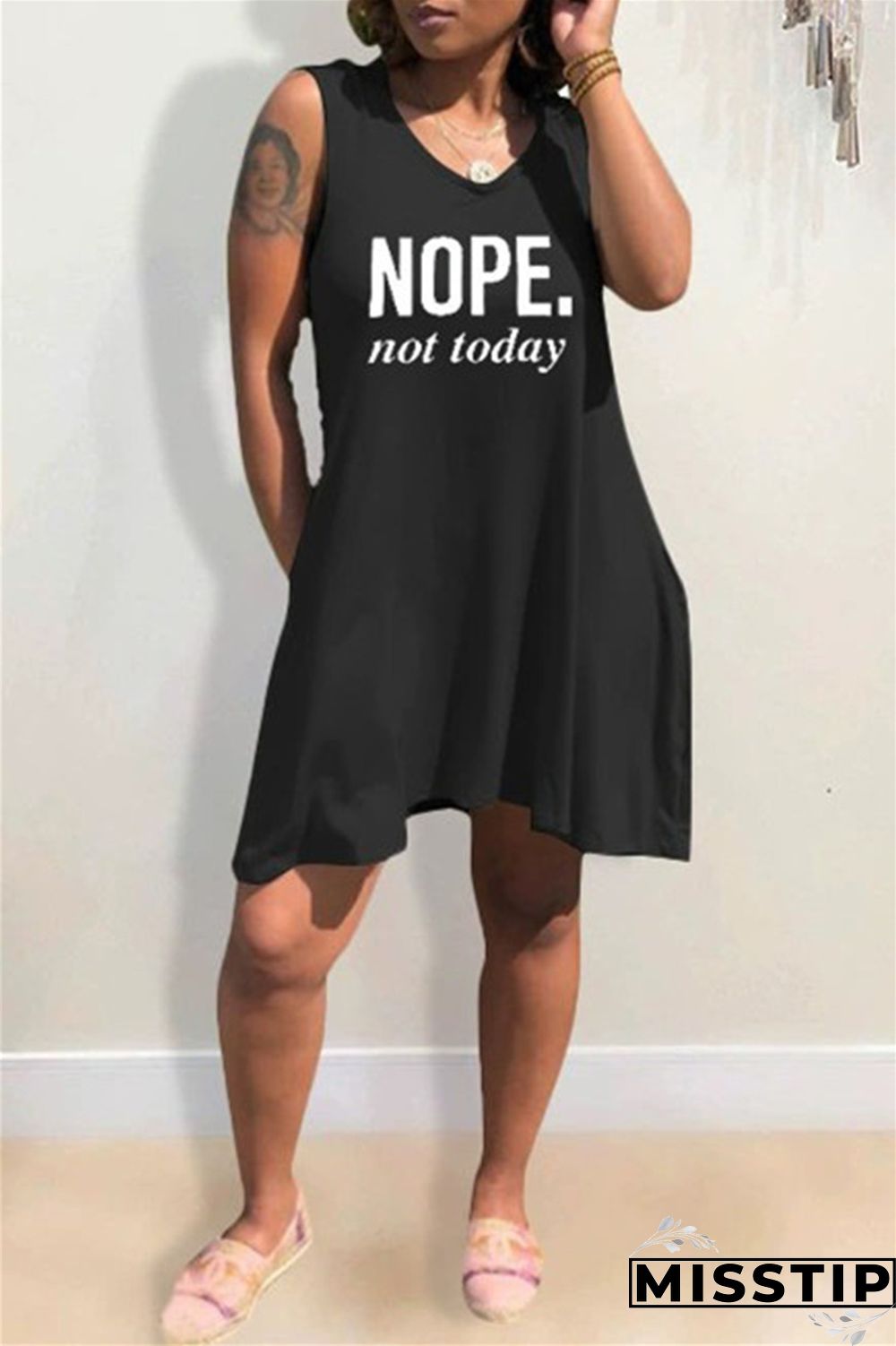 Burgundy Fashion Casual Letter Print Basic Hooded Collar Sleeveless Dress Dresses