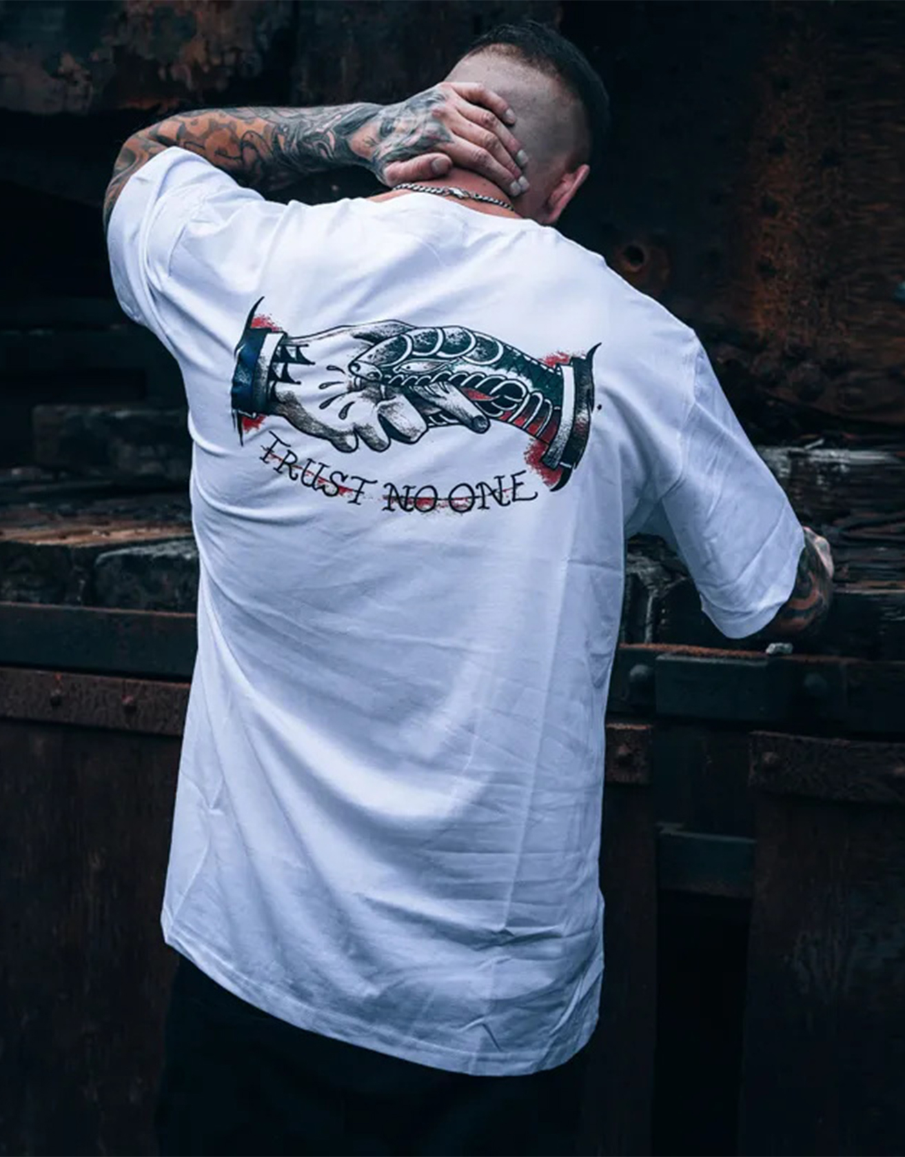 Snake And Hand Print Graphic T-shirt / TECHWEAR CLUB / Techwear