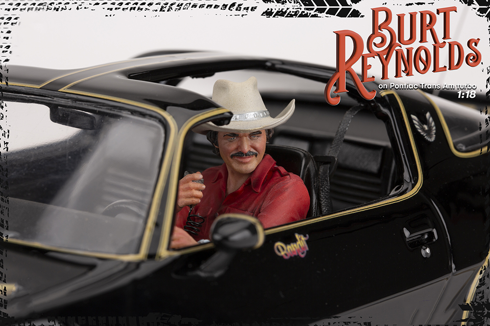 Burt Reynolds on Pontiac Firebird Trans Am 1980 - FREE SHIPPING