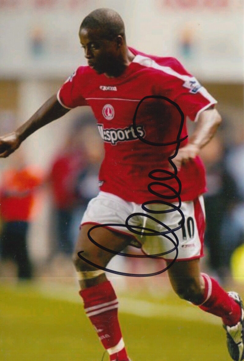 CHARLTON ATHLETIC HAND SIGNED KEVIN LISBIE 6X4 Photo Poster painting 1.