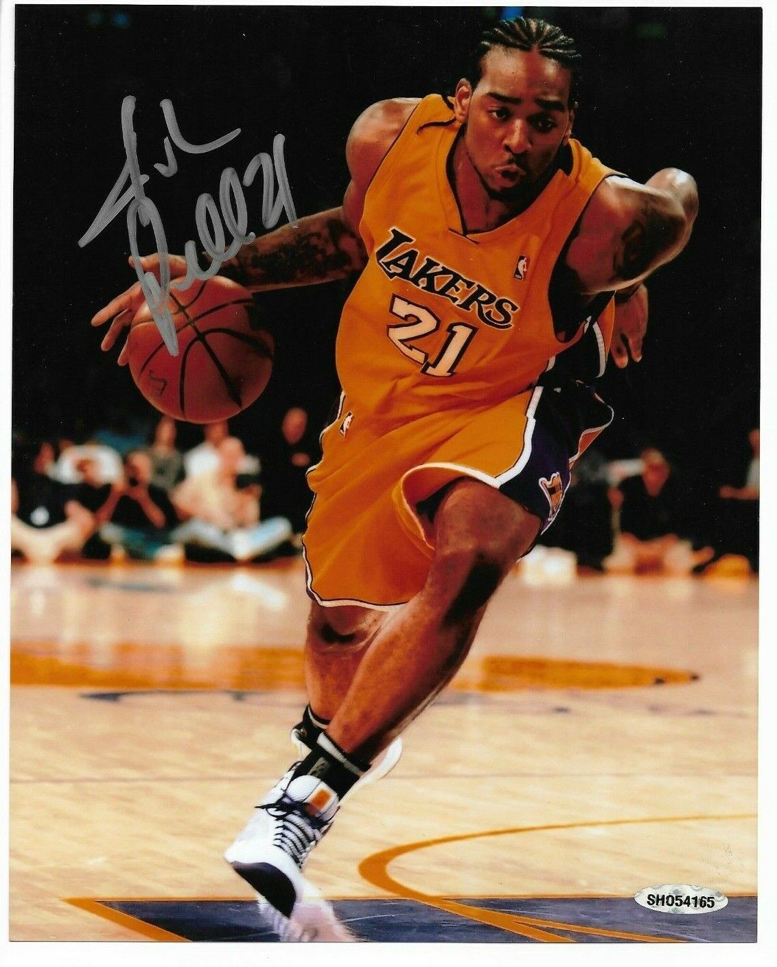 Josh Powell Autographed LA Lakers 8x10 Basketball Photo Poster painting UDA Signed Action Photo Poster painting