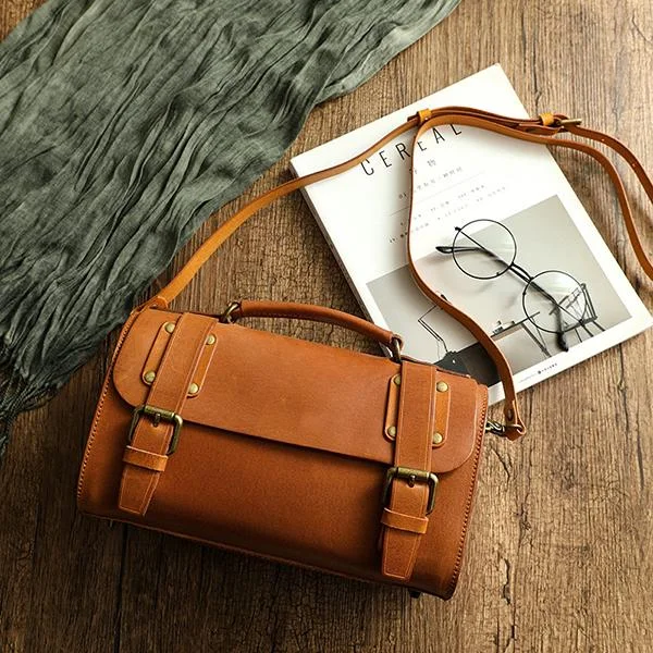 Ladies Retro Square Diagonal Handmade Leather Diagonal Handbag