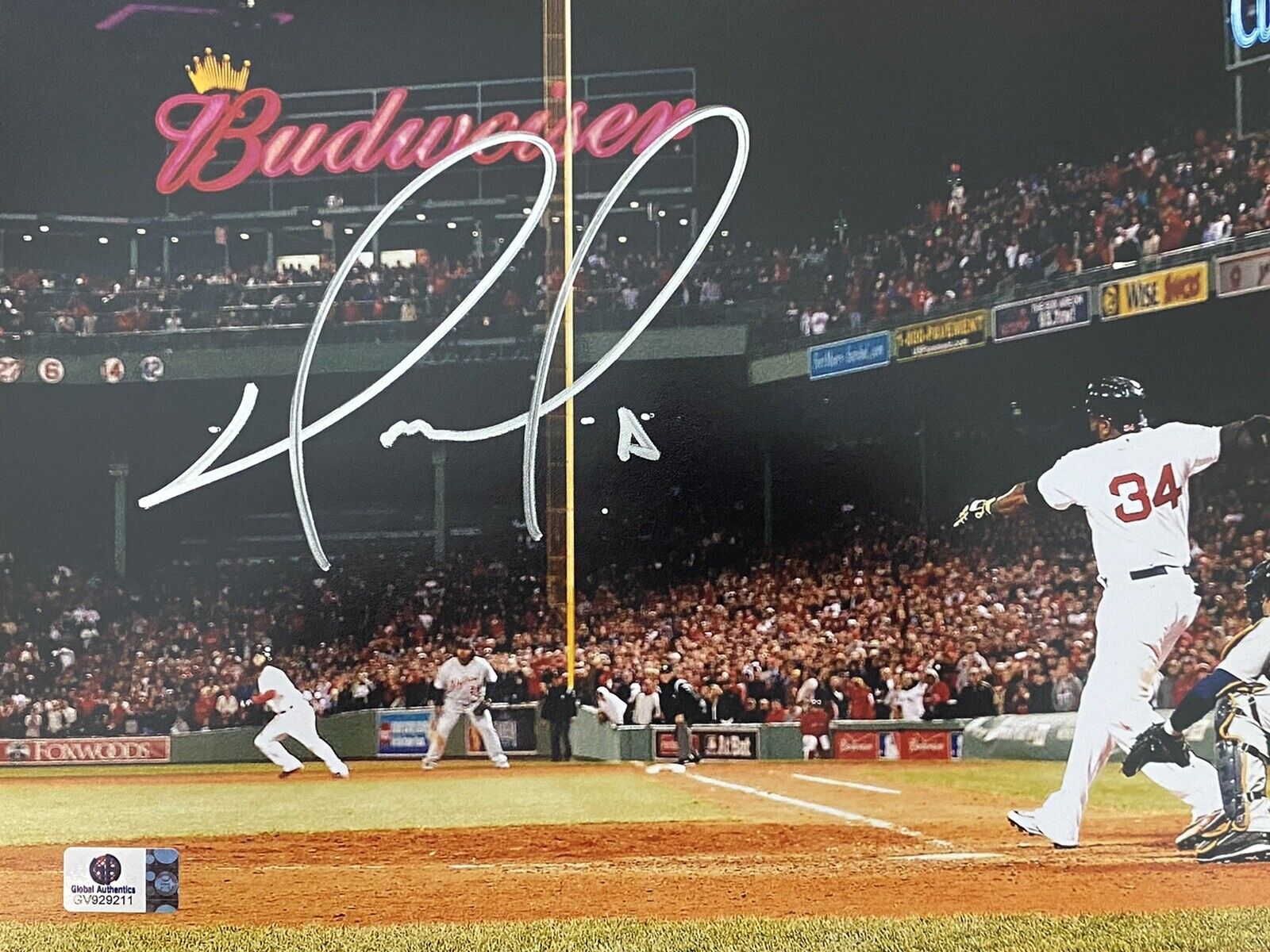 DAVID ORTIZ BOSTON RED SOX AUTOGRAPHED SIGNED 8X10 Photo Poster painting -- COA