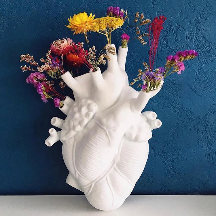 Anatomical Heart Shape Flower Vase | AvasHome