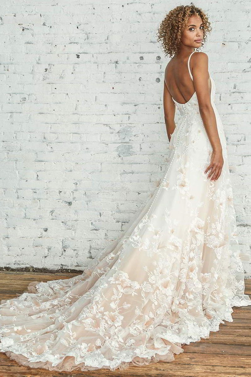 Lace Appliques Spaghetti Straps Sheath Homecoming Dresses