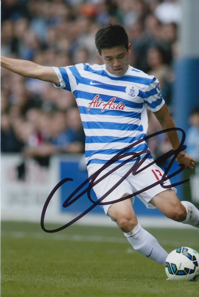 QUEENS PARK RANGERS HAND SIGNED YOON SUK-YOUNG 6X4 Photo Poster painting 1.