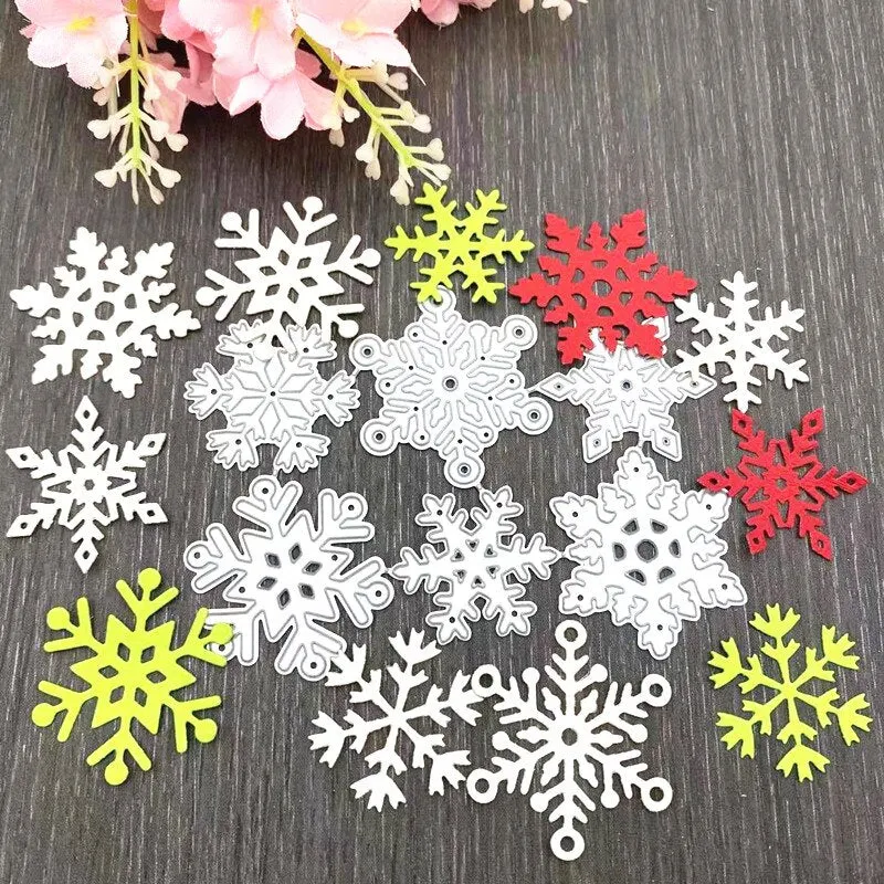 6Pcs/Set Christmas Snowflake Metal Cutting Dies Stencils DIY Scrapbook Craft Dies Scrapbooking Card Making Album Decoration