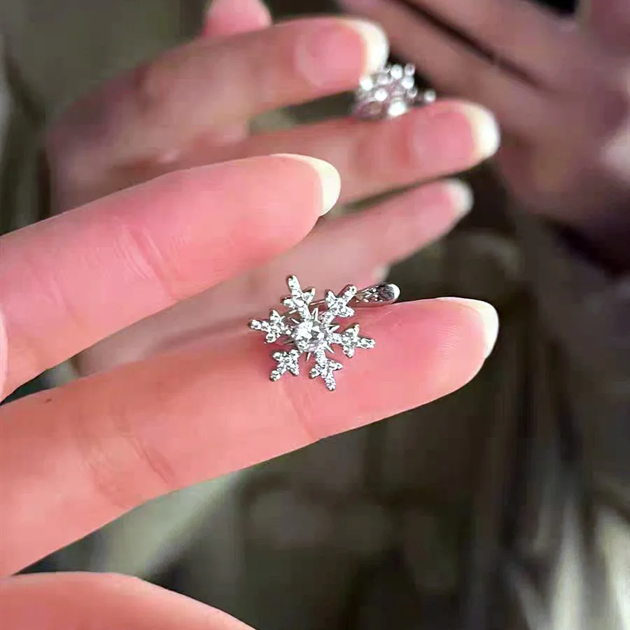 Snowflake Zirconia Hole-less Ear Clip Earrings