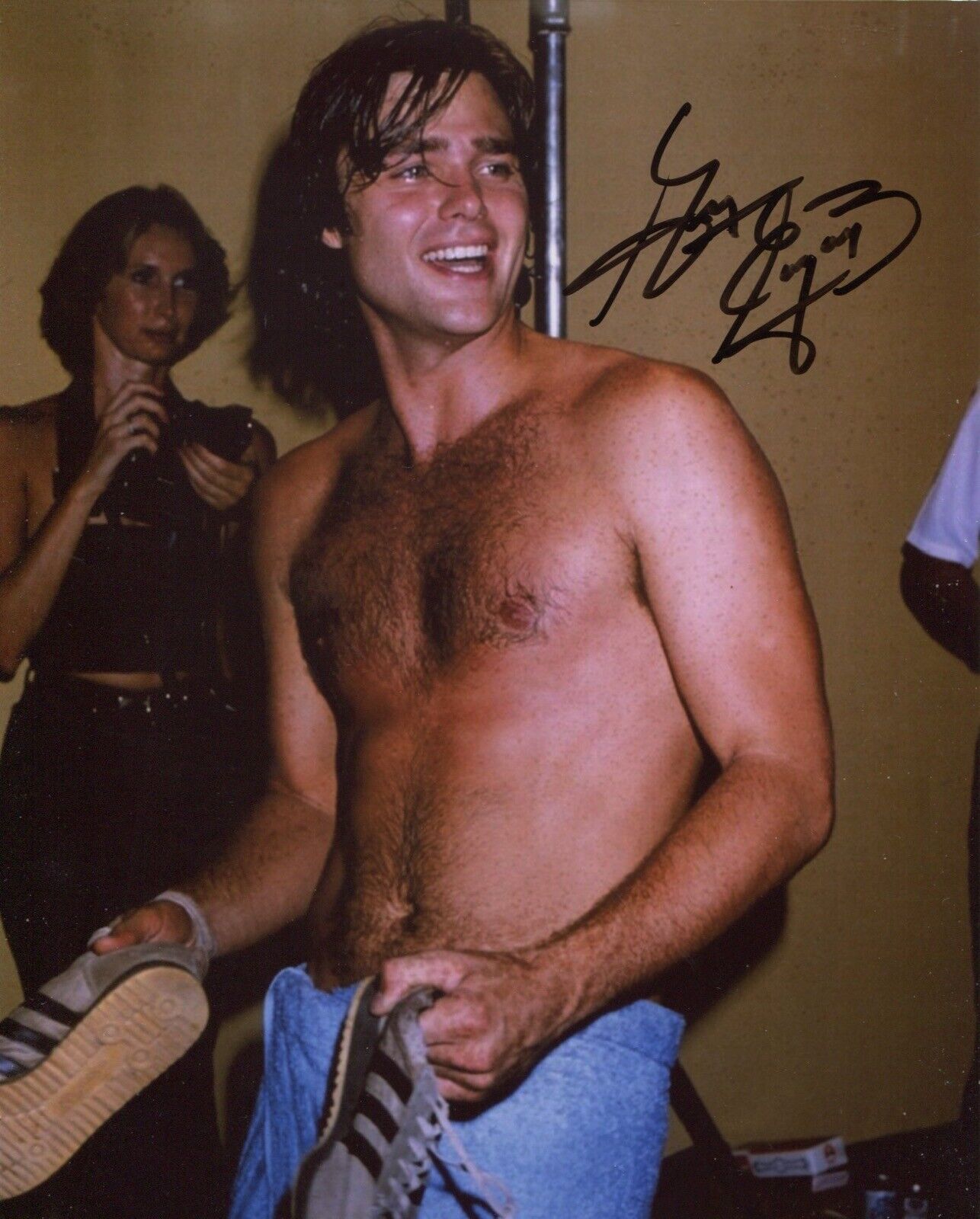 Actor Greg Evigan signed BJ and the Bear comedy 8x10 Photo Poster painting IMAGE C