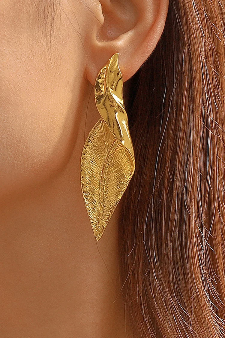 Twisted Textured Leaf Shaped Alloy Dangle Earrings