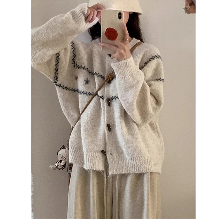 Athvotar Athvotar Buckle Loose Retro Sweater Cardigan Women 2025 Autumn And Winter New Round-Necked Collared Flower Knitted Coat