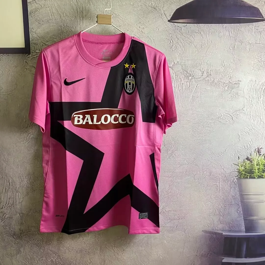 Retro Juventus 2011/2012 Home Football Shirt Thai Quality