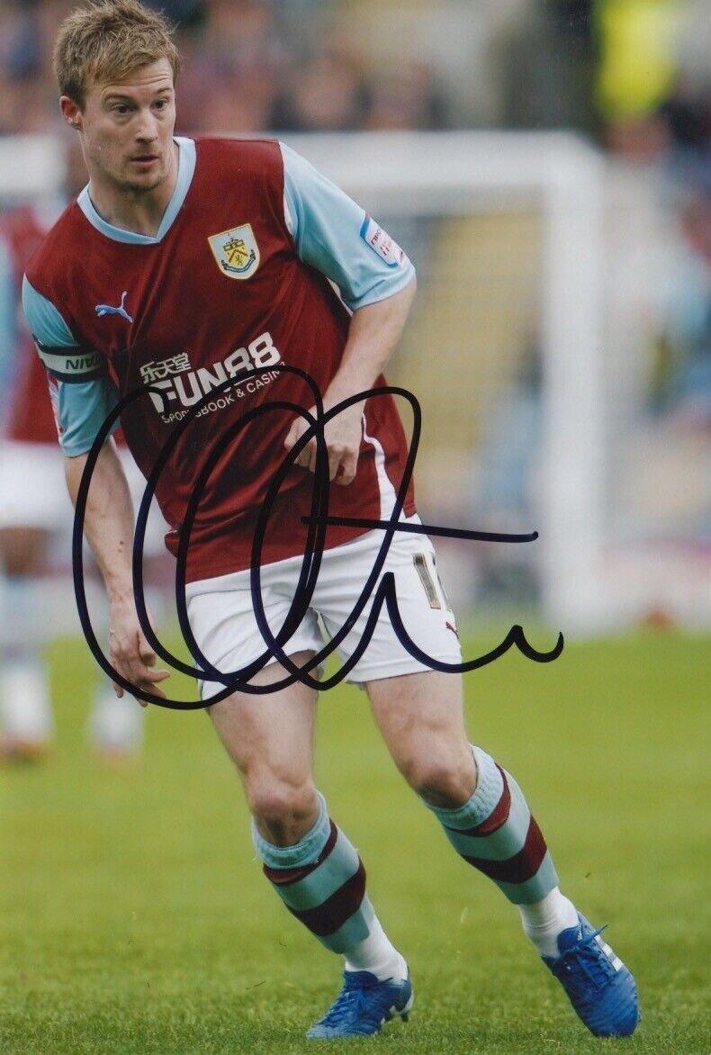 WADE ELLIOTT SIGNED 6X4 Photo Poster painting - BURNLEY FOOTBALL AUTOGRAPH 1.