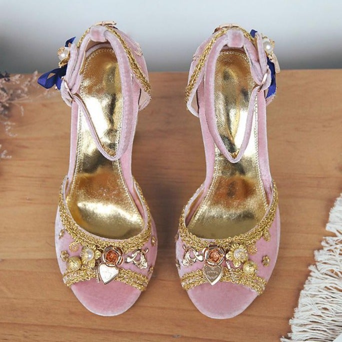 Vintage ethnic pearls gold metal chains high heeled sandals | Party dress fashion show heels