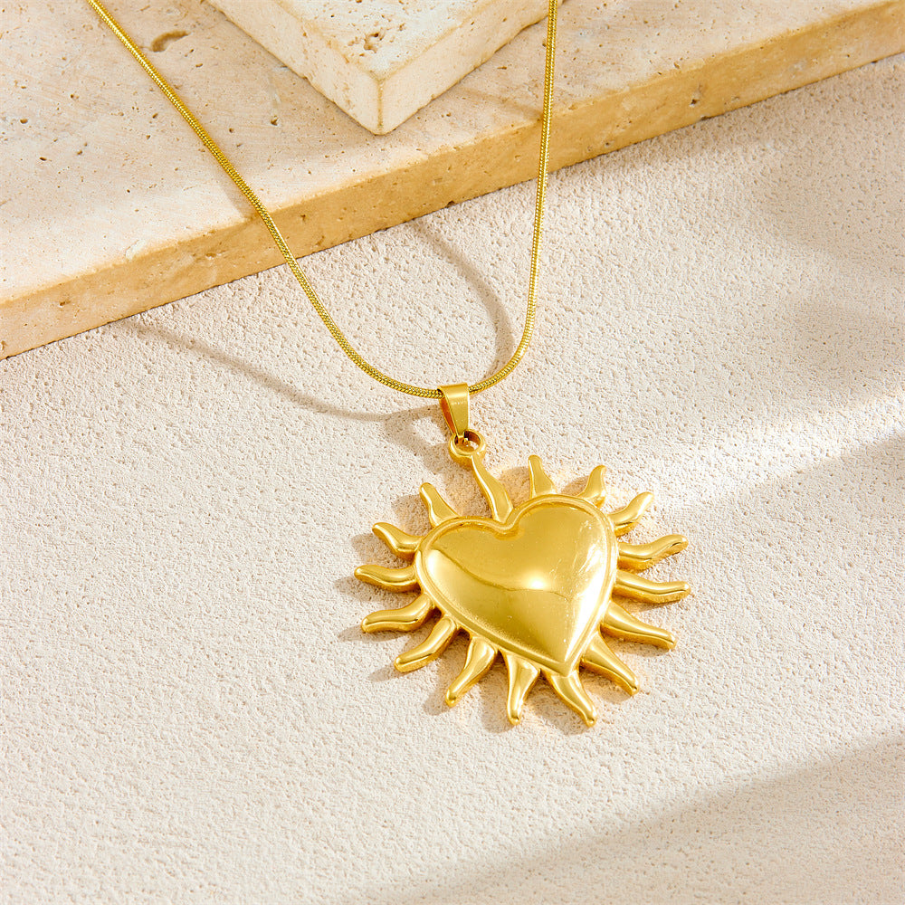 Fashionable Glossy Gold-Plated Stainless Steel Sun Heart Pendant Personality Necklace