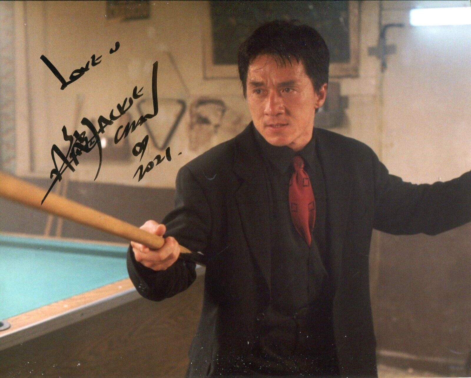 Actor Jackie Chan signed RUSH HOUR movie scene 8x10 Photo Poster painting - UACC DEALER