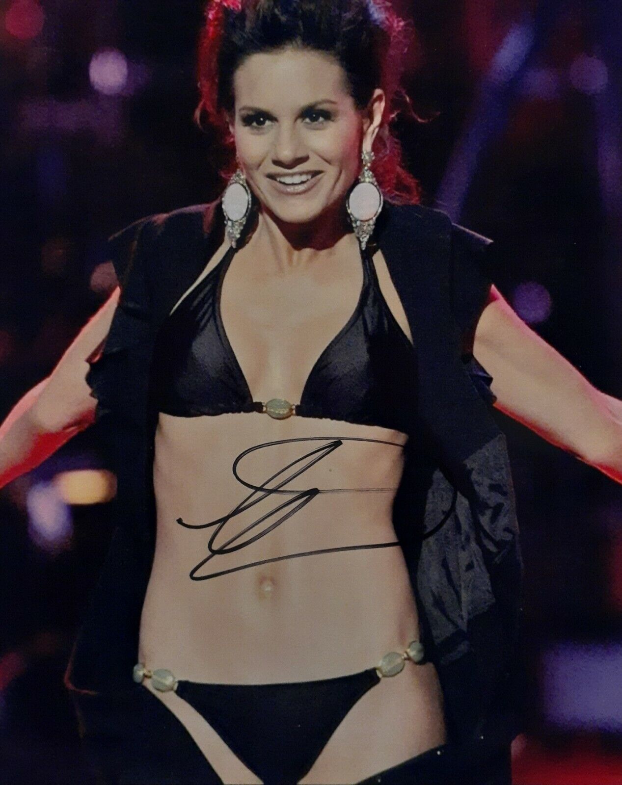 Kara DioGuardi signed 8x10