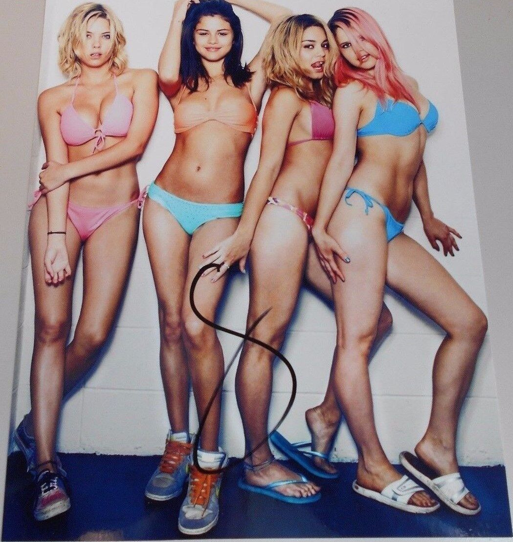 SELENA GOMEZ * SPRING BREAKERS * Photo Poster painting * HIGH QUALITY 8X10 Photo Poster painting