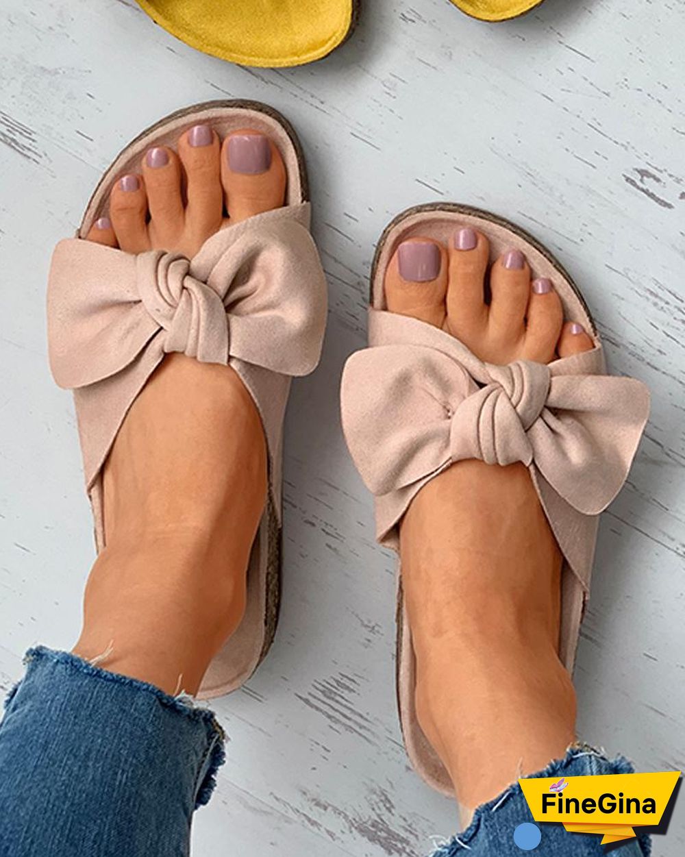 Bowknot Decor Open Toe Flat Sandals