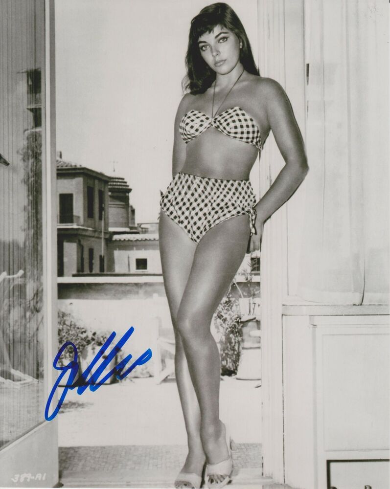 Joan Collins Original Autographed 8X10 Photo Poster painting #31 signed @Hollywood Show -Dynasty