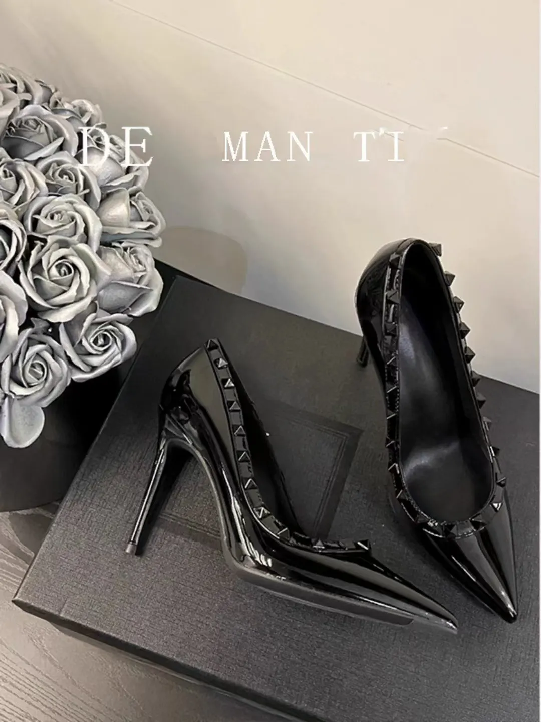 Breakj Breakj Black High Heels Women 2025 New Sharp Head Light-Healed French Temperament Professional Patent Leather Single Shoes