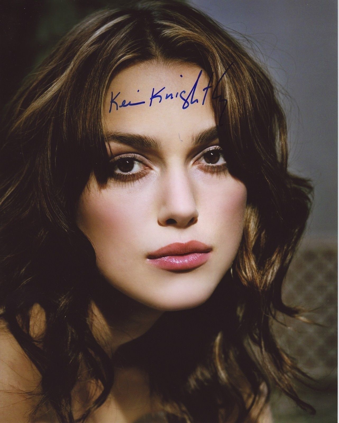 KEIRA KNIGHTLEY AUTOGRAPH SIGNED PP Photo Poster painting POSTER