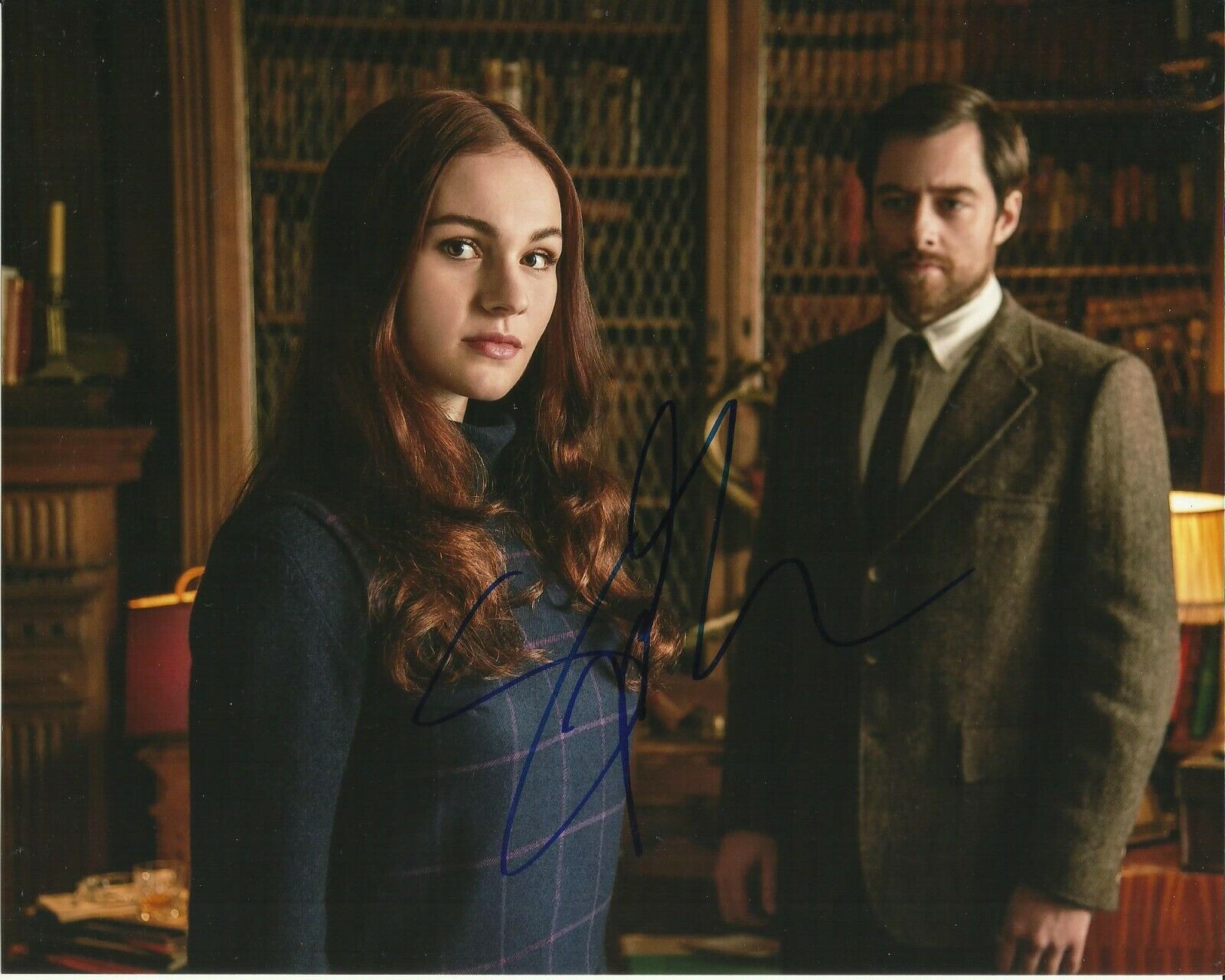 SOPHIE SKELTON SIGNED OUTLANDER Photo Poster painting UACC REG 242 (1)