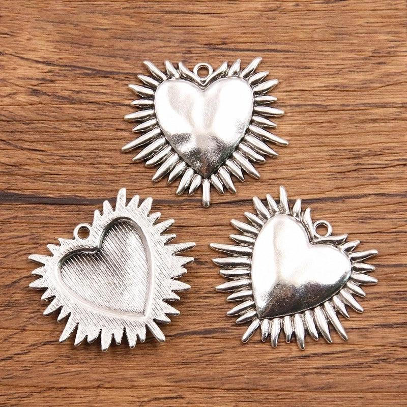 1 Piece Alloy Heart Shape Skull Pendant Jewelry Accessories