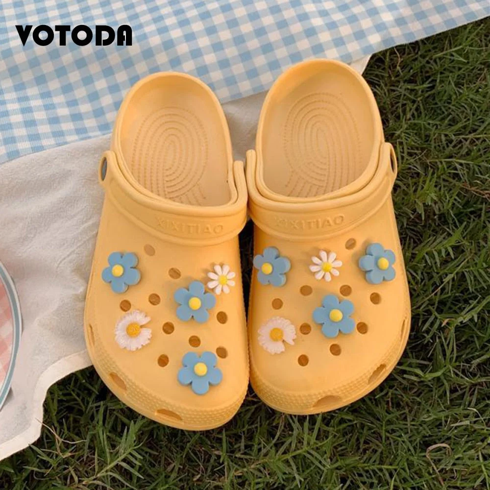 Summer Girl Beach Slippers Cute Candy Hole Shoes Soft Foam Clogs Slides Women Casual Flat Garden Sandals Ladies DIY Flip Flops