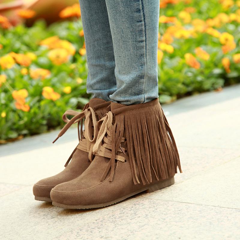 GOOSHOE Retro Tassels Lace Up Round Toe Flat Short Boots