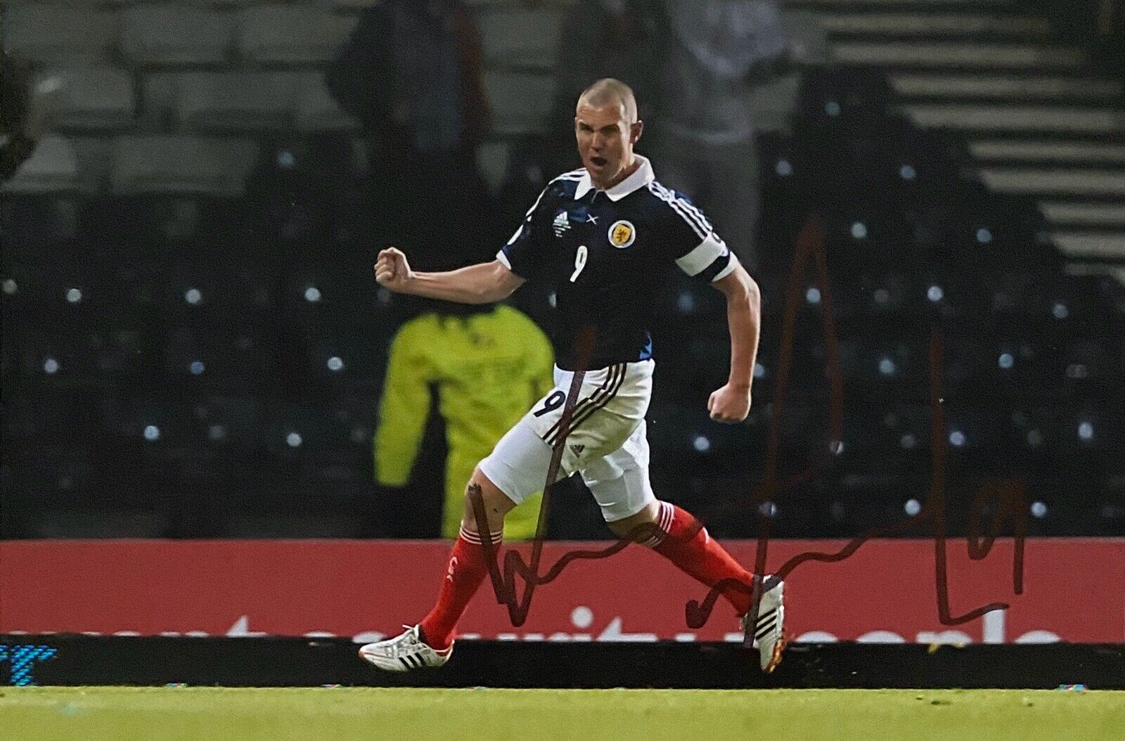 Kenny Miller Hand Signed 6X4 Photo Poster painting - Scotland 4