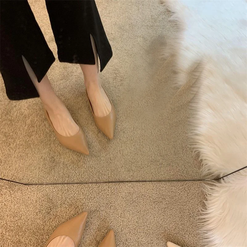 Yyvonne Women In The Spring Of 2025 New Pointed Light-Sed Flat Single Shoes Low Heel Shoes Working Shoes