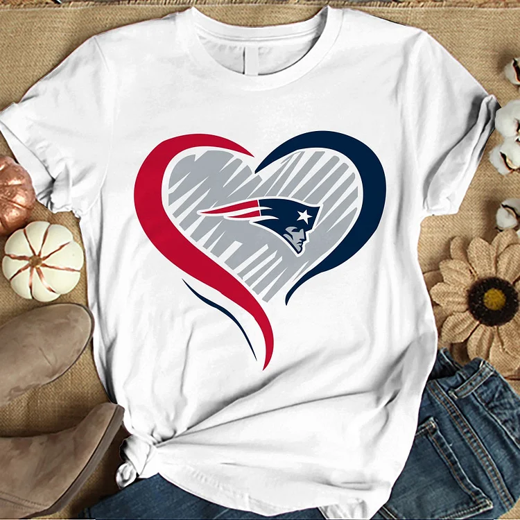 New England Patriots Women's White Relaxed T-Shirt