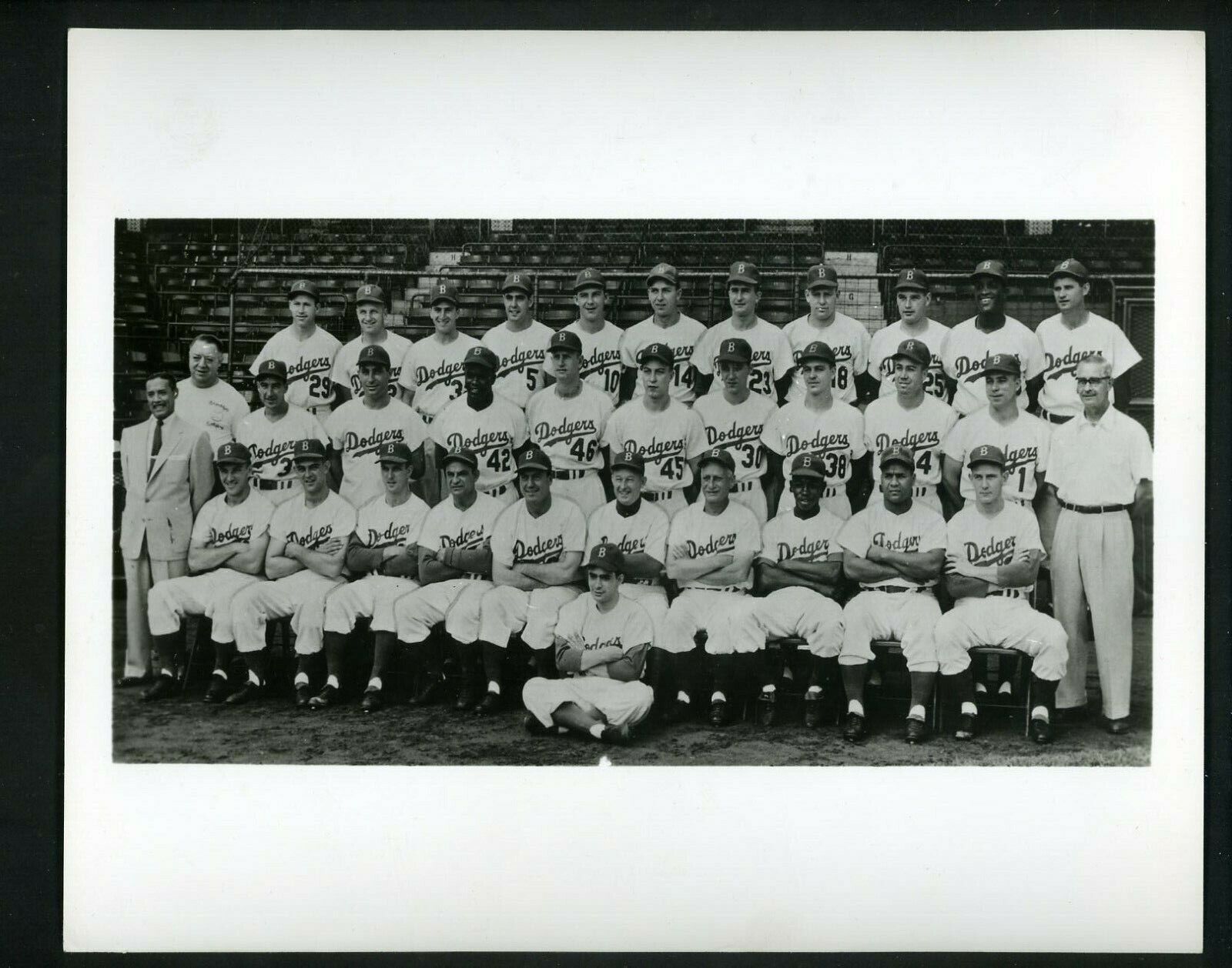 1953 Brooklyn Dodgers Team Type IV Press Photo Poster painting with Jackie Robinson Snider ect