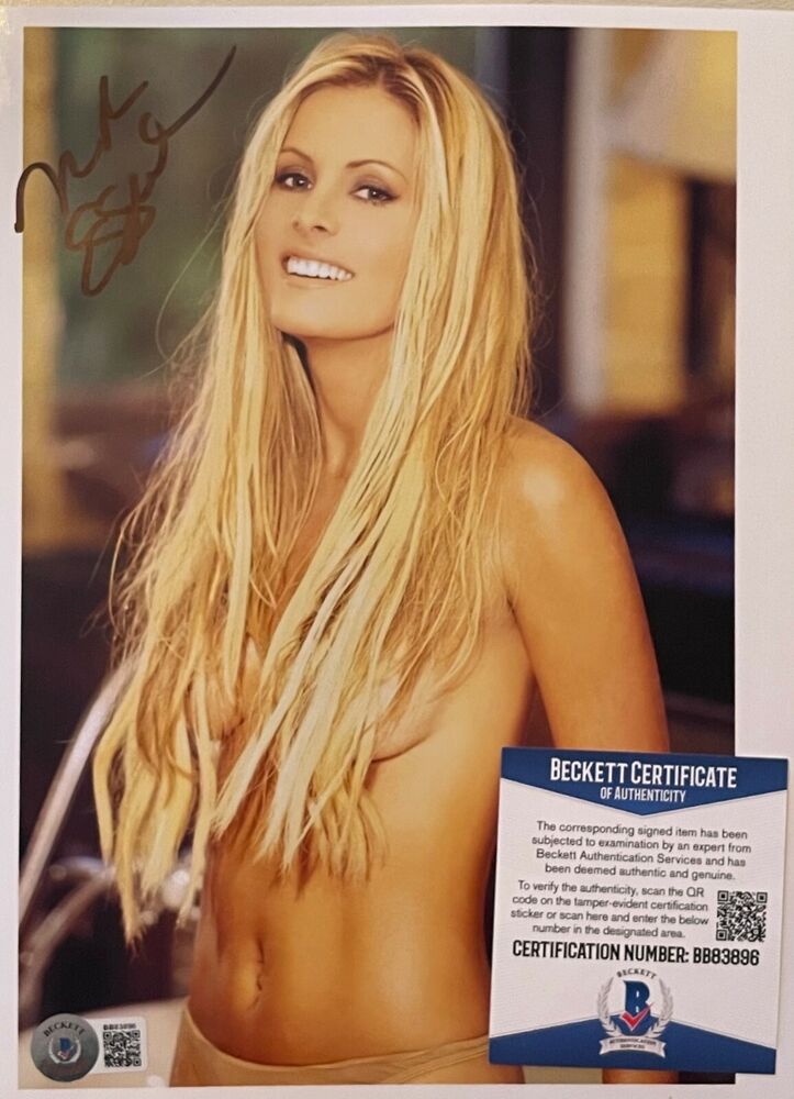 Nicole Eggert Original Autographed 8X10 Photo Poster painting w/Beckett #17 - Baywatch