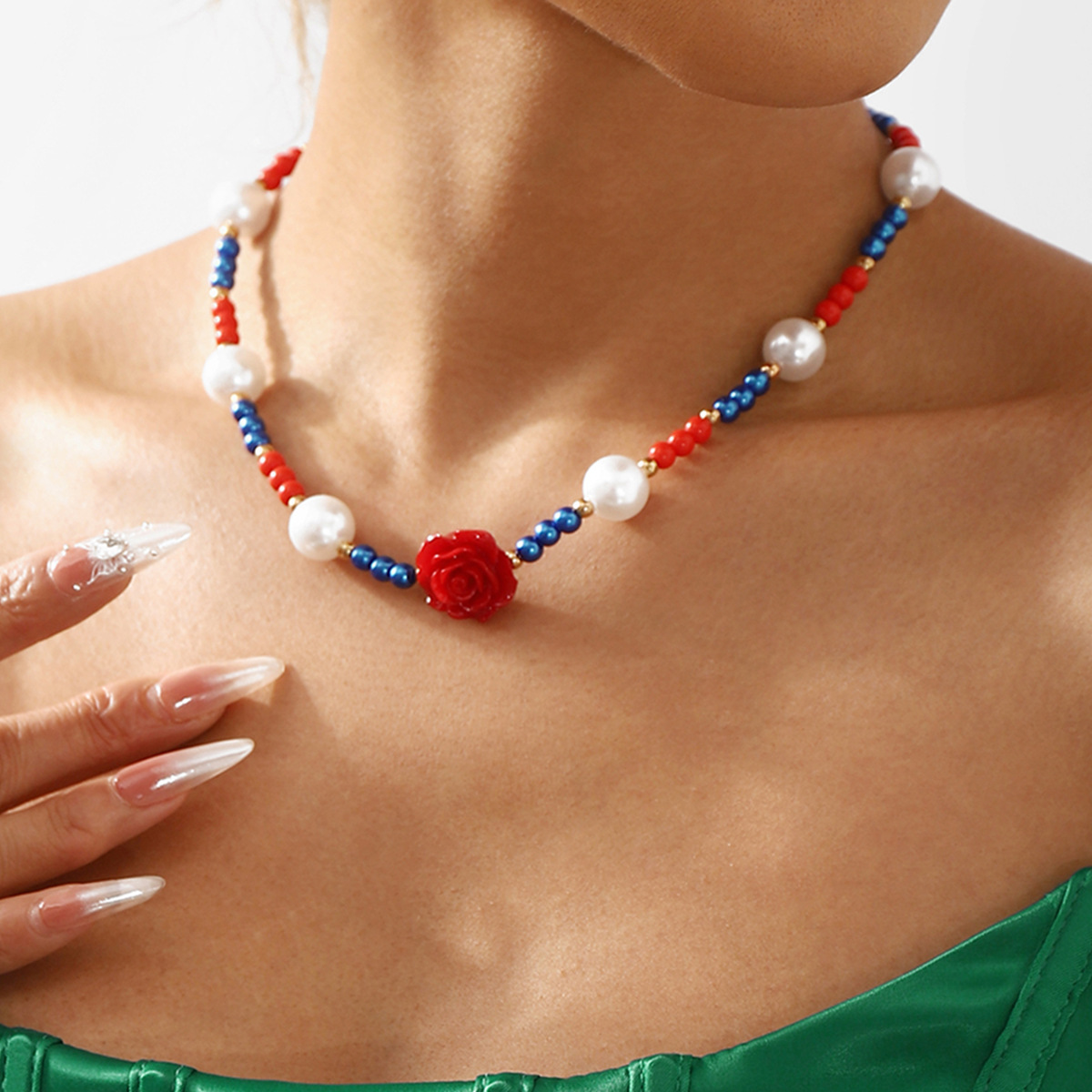 Retro Independence Day Pearl Beaded Rose Necklace 2024 - Flycurvy 