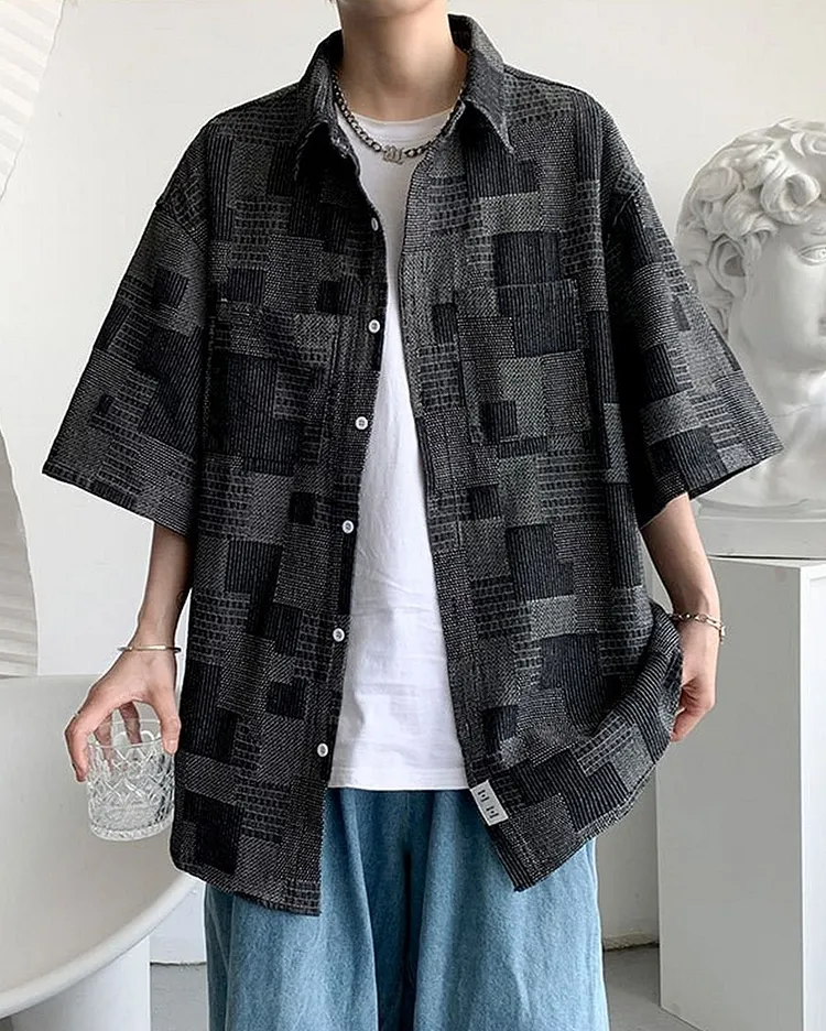 Short Sleeve Button Down Shirt with Geometric Print & Oversized Fit