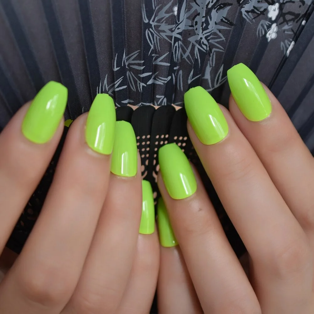 Detachable Medium Coffin Fakw Nails Snakeskin Nails Pre-Design Gelx Nails Tip Nails Stick On Nails Full Cover Nails Wholesale RU-Nail Inspo