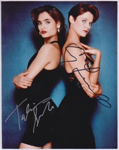 CAREY LOWELL & TALISA SOTO 007 JAMES BOND CAST DOUBLE AUTOGRAPH LICENSE TO KILL