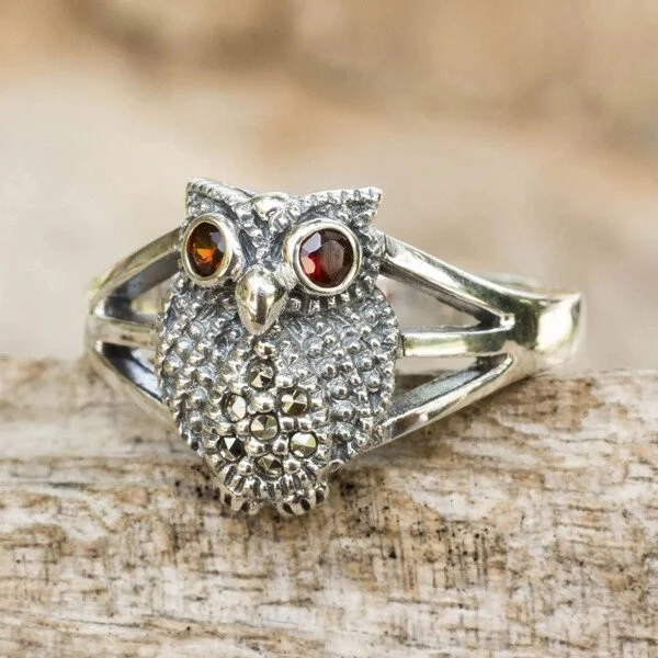 925 Sterling Silver Vintage Ruby Owl Ring