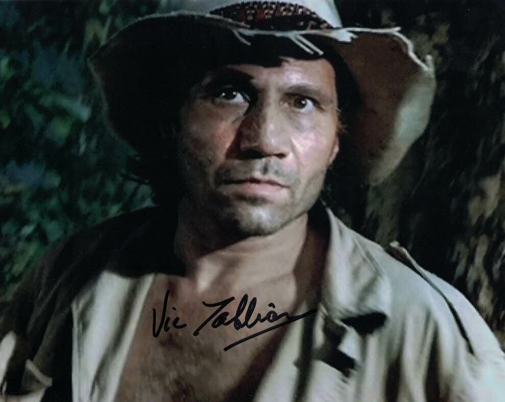 VIC TABLIAN - Barranca in Raiders of The Lost Ark hand signed 10 x 8 Photo Poster painting