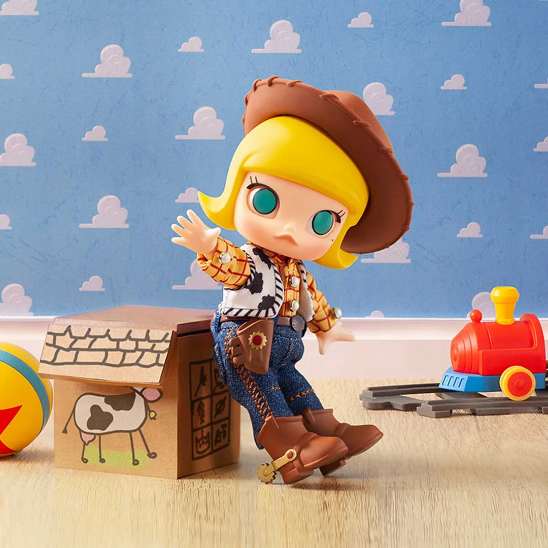 MOLLY Woody Action Figure